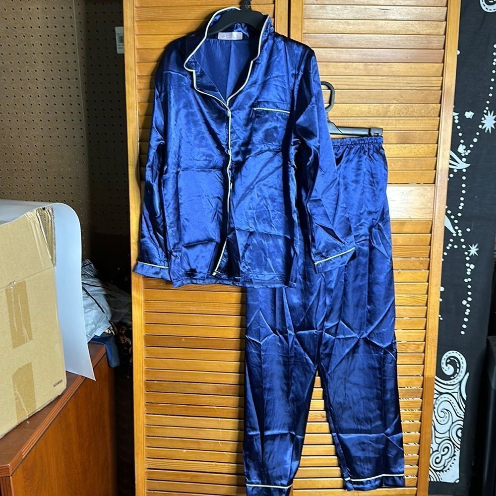 Women's Pajama Outfit Set Blue Size Small NWOT